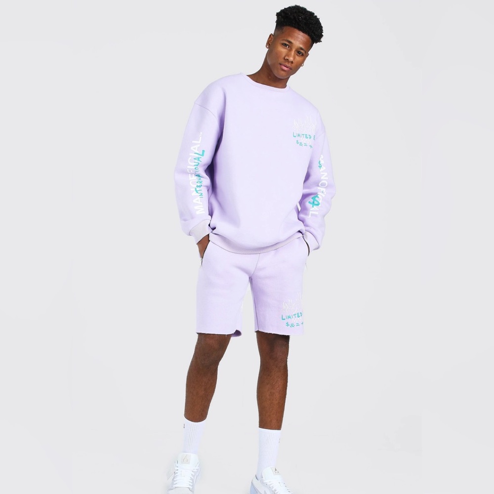 NWOT Oversized Graffiti Print Short Sweater Tracksuit, Large (Top & Bottom)